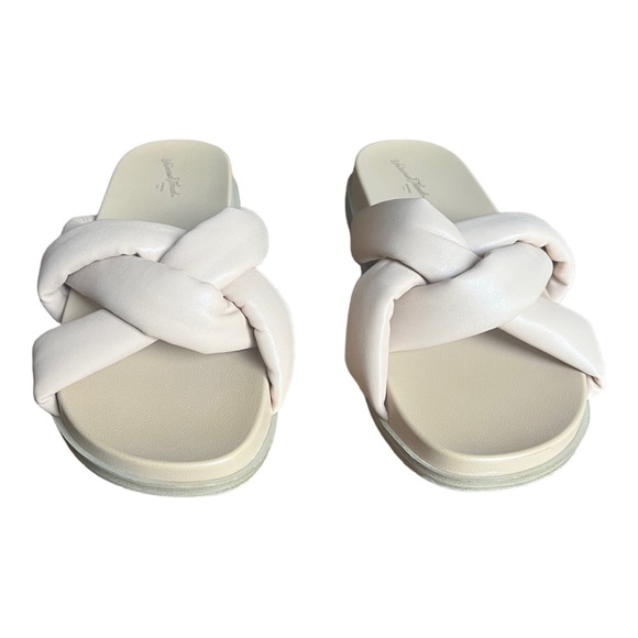 Universal Thread Cosette Puffy Slide Sandals in Tan - Picture 6 of 11